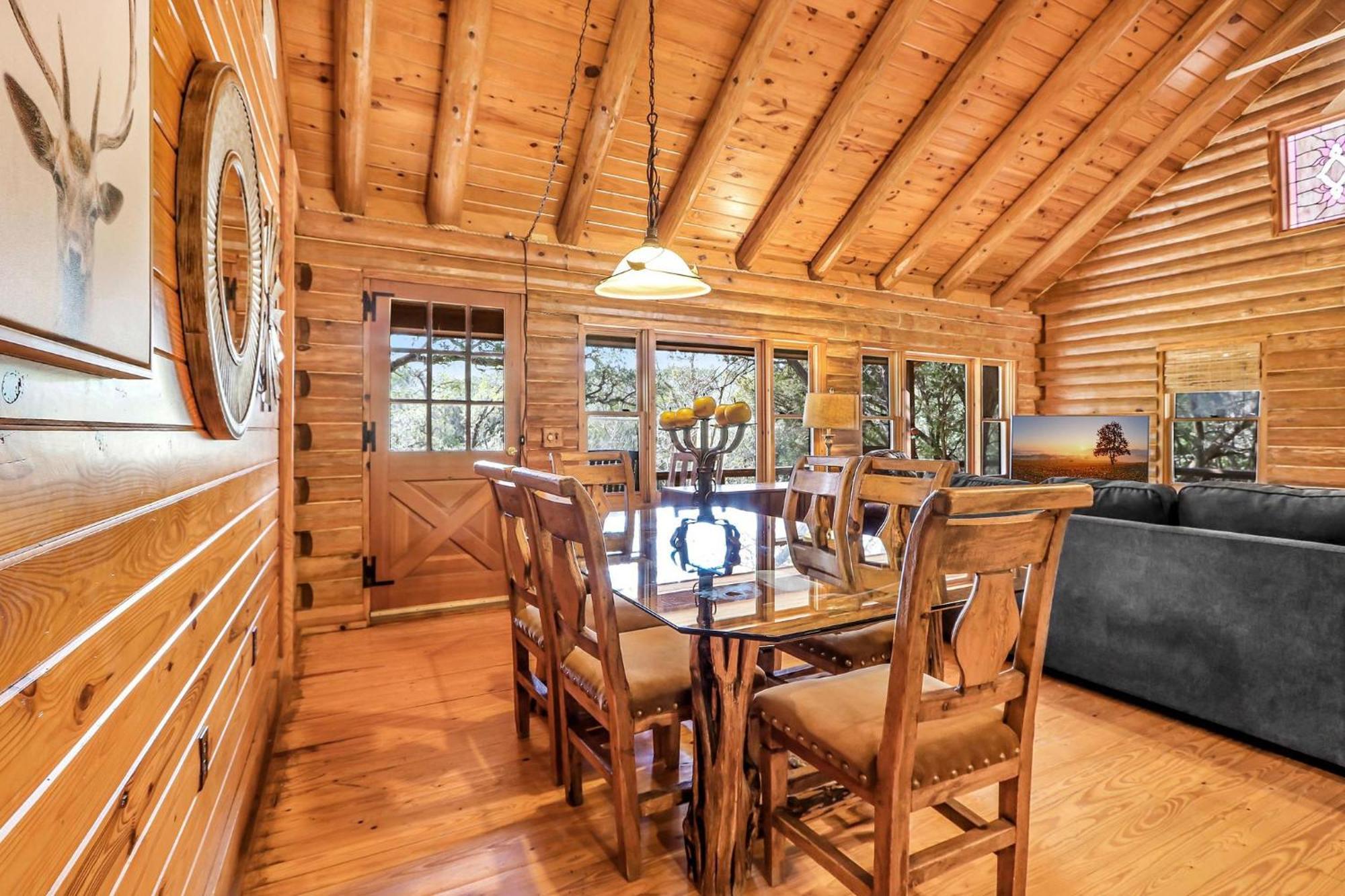 Falls Log Home Wimberley Dış mekan fotoğraf