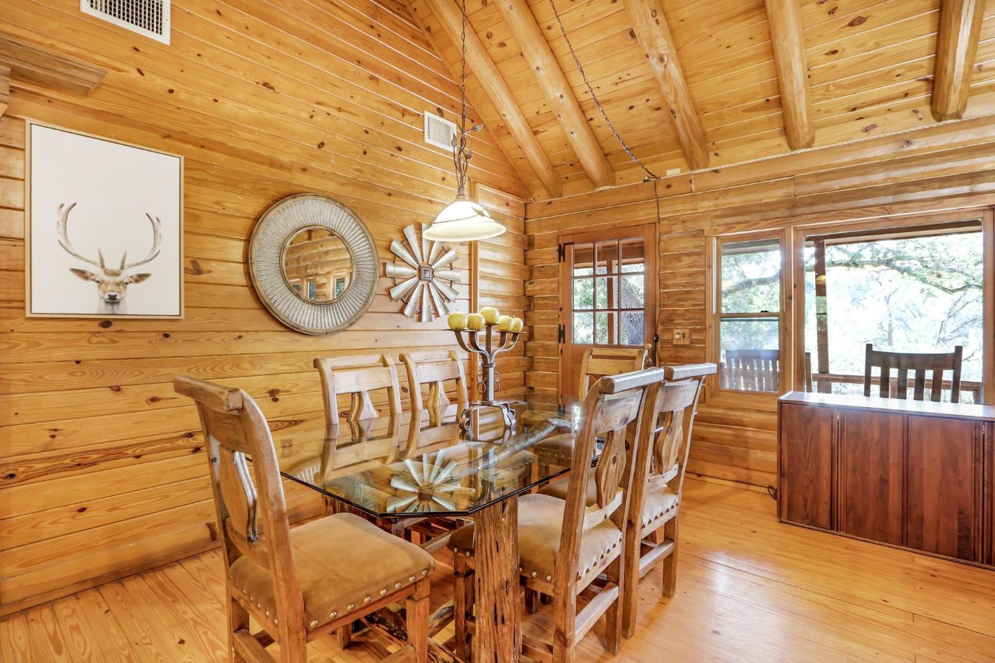Falls Log Home Wimberley Dış mekan fotoğraf